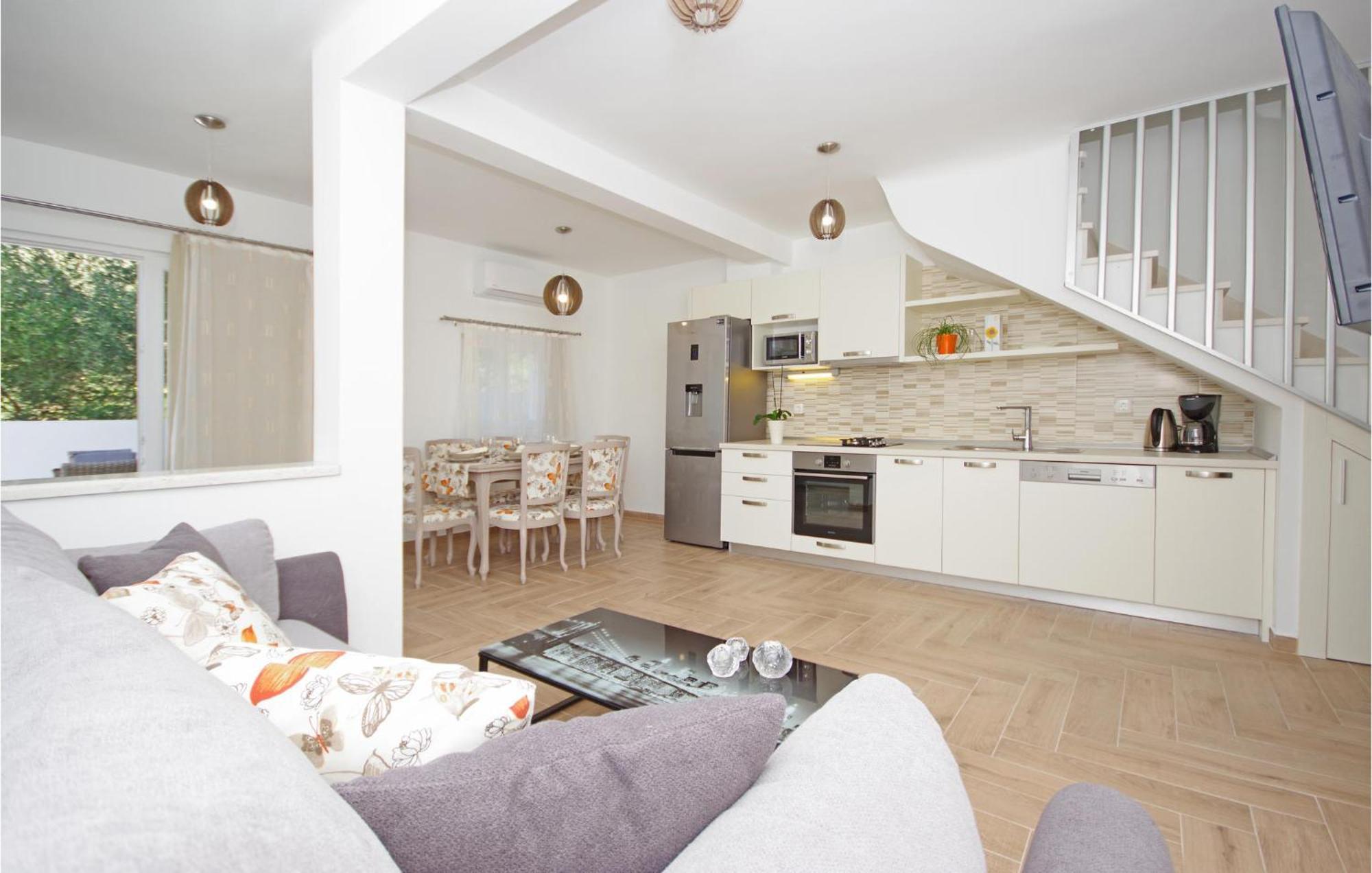 Awesome Home In Drvenik With Wifi Exterior foto